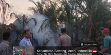Cegah Meluas, Personel Polres Lhokseumawe Datangi Dua Lokasi Kebakaran Lahan