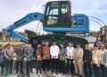 Wakil Bupati Aceh Utara Terima Bantuan Ekskavator dari KKP untuk Pemulihan Tambak Warga