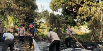 Dua Rumah Kayu di Uteun Bayi Lhokseumawe Terbakar, Kerugian Ditaksir Rp150 Juta