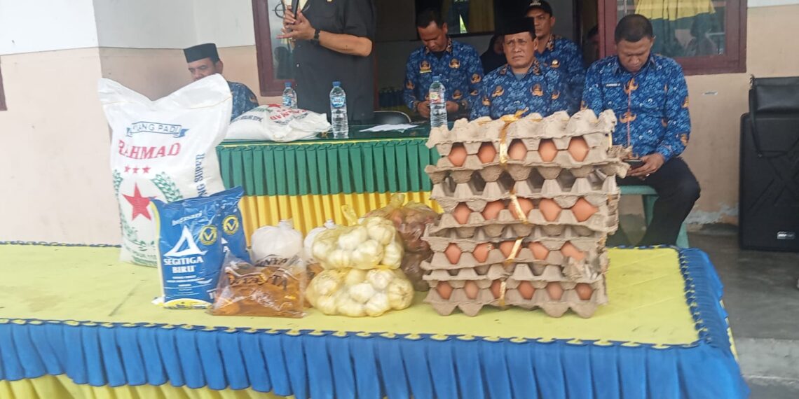4 Ton Beras dan 200 Papan Telur Ludes dalam Sehari, Pasar Murah Agara Diserbu Warga