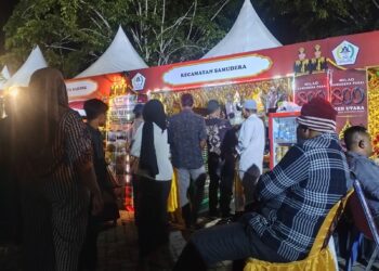 Stand Kecamatan Samudera Jadi Magnet Pengunjung pada Malam Pembukaan Milad Samudera Pasai ke-800