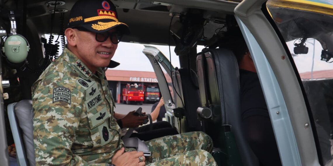 Kepala BNPB Menyusuri Jejak Api dari Udara, Pantau Karhutla Way Kambas