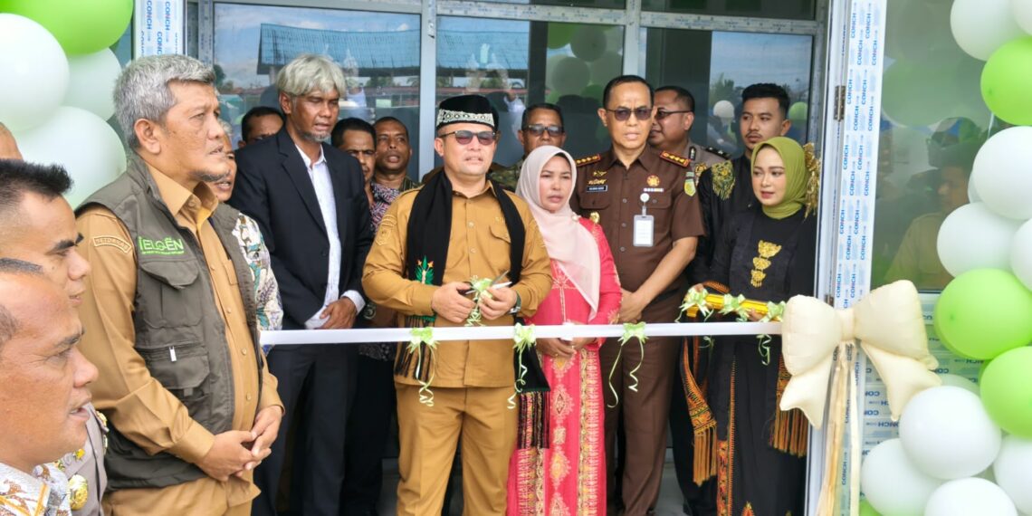 Bupati Ayah Wa Launching Ie Loen, Investasi Besar Tirta Pase Dituntut Hasil Nyata