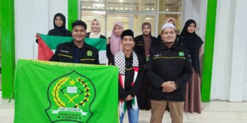 Pembina LDK Al-Furqan IAIN Langsa Lepas Kontingen FSLDK se-Aceh